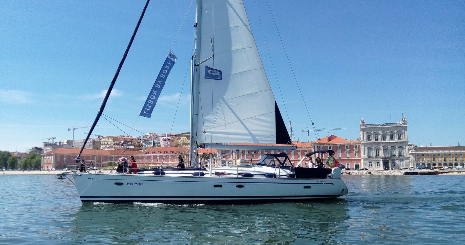 Lisbon Sailing Private Tour