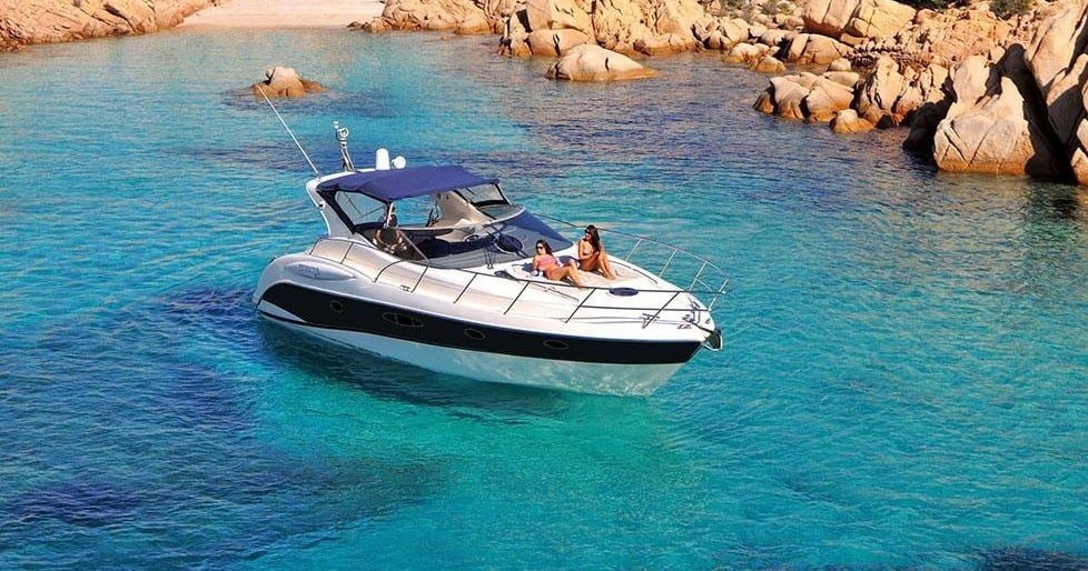 On board the Atlantis 42 you and your friends and family can experience a stunning example of luxury and elegance on a motor yacht!