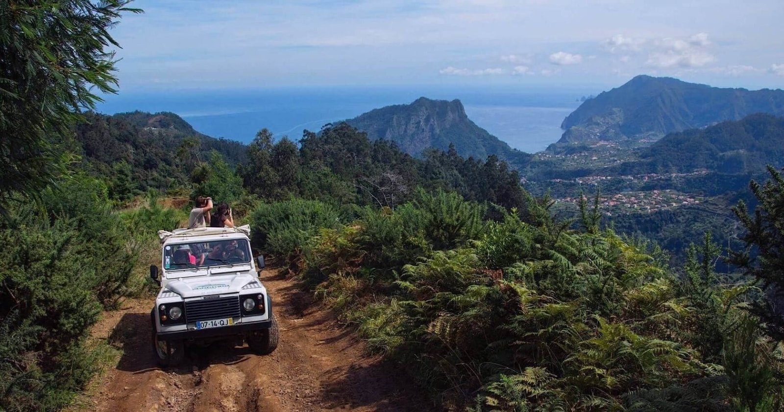 The Astonishing North - Jeep Safari