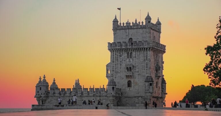 The Belém tour will take you on a historical journey along the river. The Portuguese have always been connected to the sea and this tour will show you this part of our nation. Be sure to try the delicious Pastéis de Belém