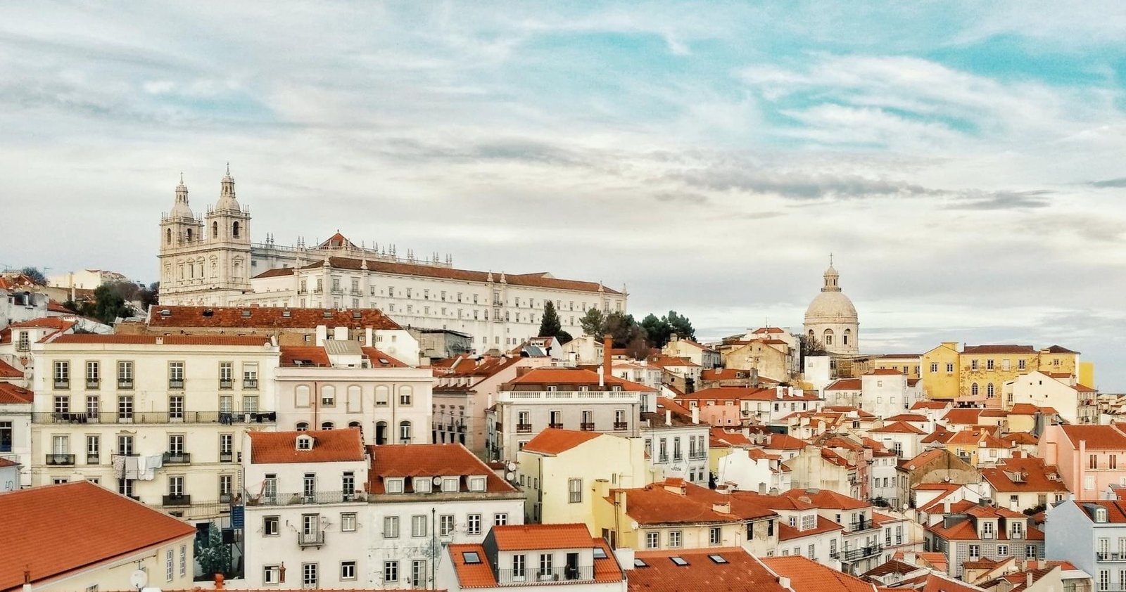 The tour will begin at Praça do Rossio (Praça Dom Pedro IV)