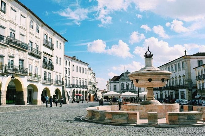 VISIT EVORA Unesco World Heritage (Private Tour)