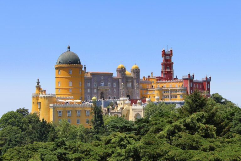Lisbon Airport Transfer - Cascais / Sintra