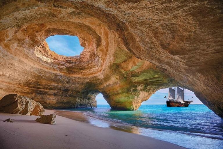 Private Tour Lisbon to Algarve