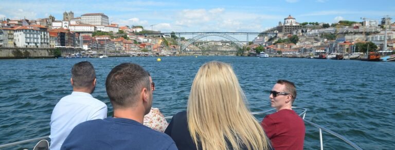 Shared 6 bridges tour Daytime