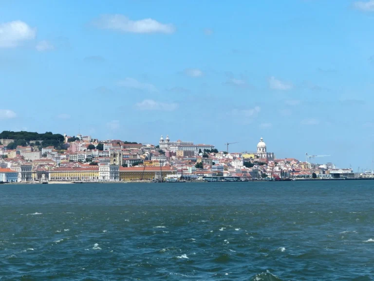 Private Tour to Cosmopolitan Lisbon Past and Present