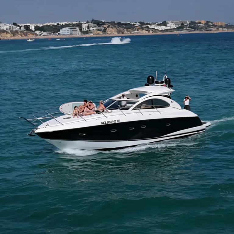 XCLUSIVE III Private Luxury Yacht