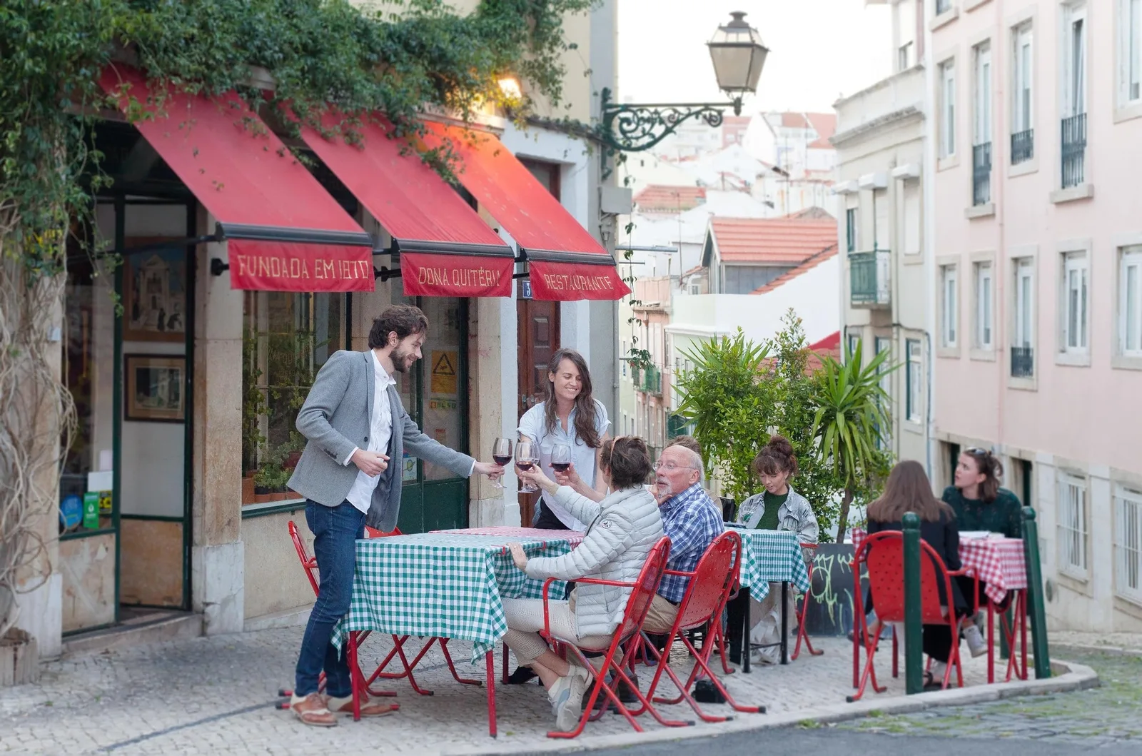 Lisbon Petiscos & Wine Crawl Tour