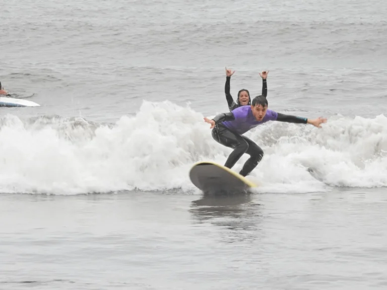 Aulas de Surf em Grupo