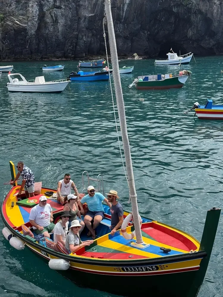 Madeira Boat Tour & Câmara de Lobos Food Experience