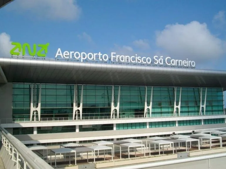 Porto Airport » Coimbra