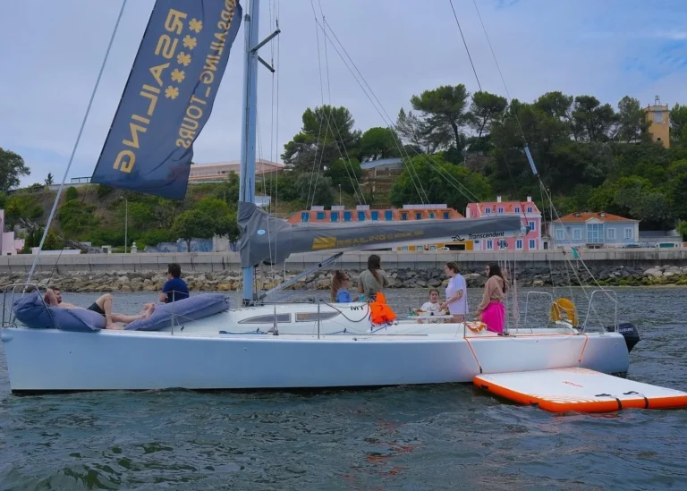 Four Hours Private SwimmingTour (Sailboat)